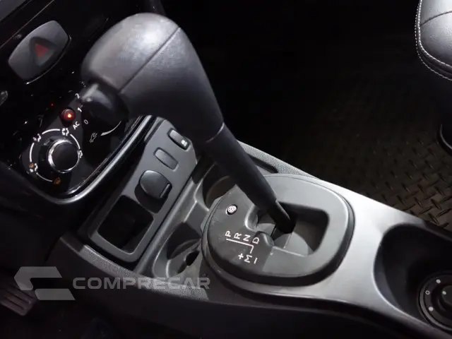 DUSTER - 2.0 DYNAMIQUE 4X2 16V 4P AUTOMÁTICO