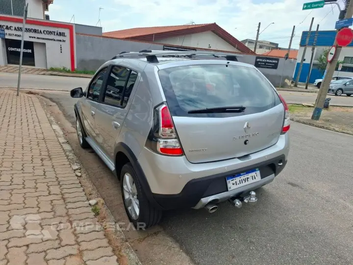 Sandero 1.6 STEPWAY 16V FLEX 4P AUTOMÁTICO