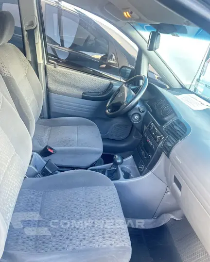 Zafira 2.0 4P FLEX ELEGANCE AUTOMÁTICO