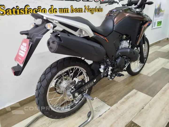 XTZ 250 LANDER CONNECT