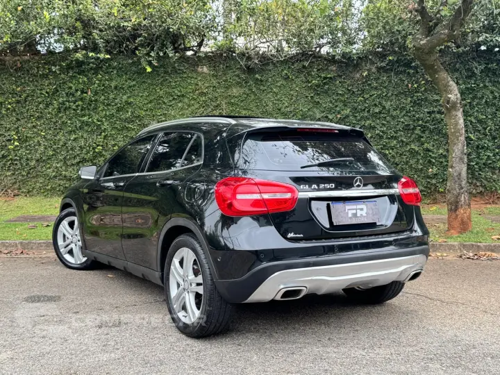 GLA 250 2.0 16V Turbo Sport