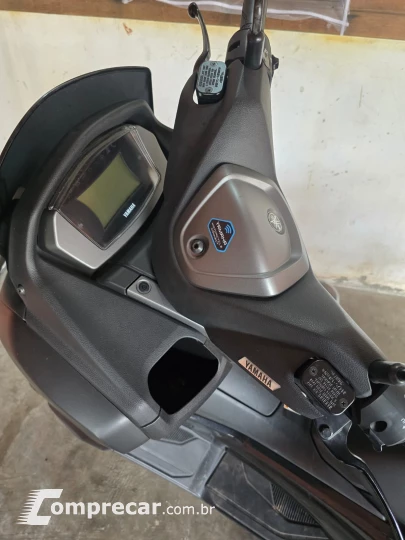 NMAX CONNECTED 160