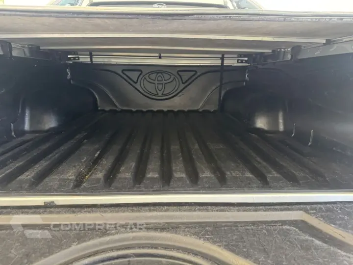 Hilux Caminhonete 2.7 16V 4P SRV FLEX 4X4  CABINE DUPLA AUTO