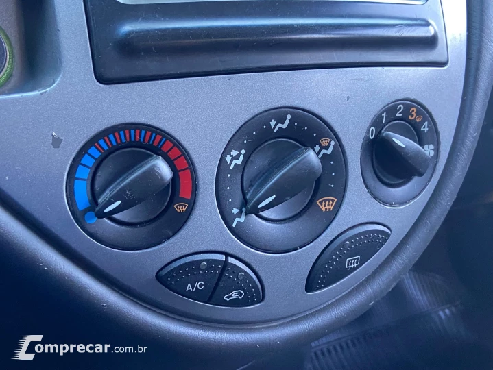 FOCUS 1.6 8V