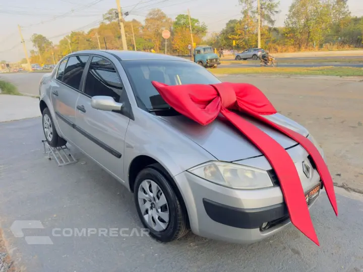 Megane Sedan 1.6 16V 4P FLEX EXPRESION