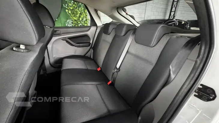 Focus 2.0 16V/SE/SE Plus Flex 5p Aut.