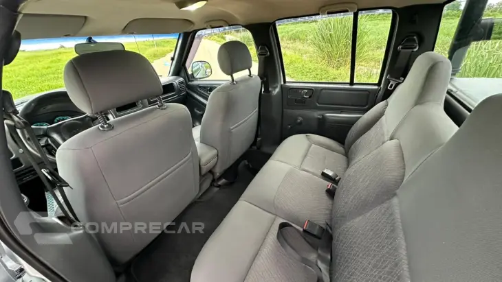 S10 2.4 Advantage 4X2 CD 8V