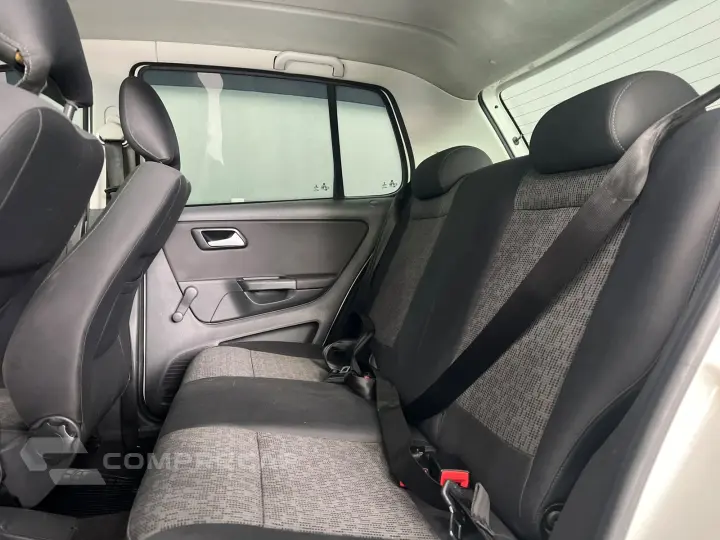 FOX 1.0 MI 8V FLEX 4P MANUAL