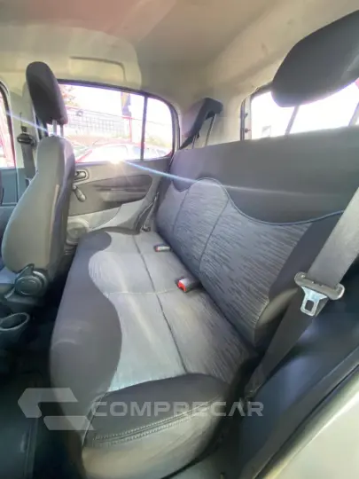 UNO 1.0 EVO Attractive 8V