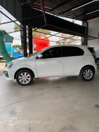 Etios X Plus 1.5 Flex 16V 5p Aut.