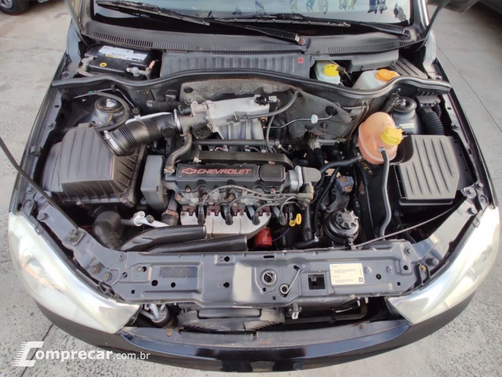 Corsa Sedan 1.0 MPFI 8V 71cv 4p