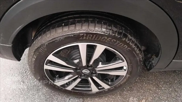 KICKS PLAY 1.6 16V FLEXSTART SENSE XTRONIC