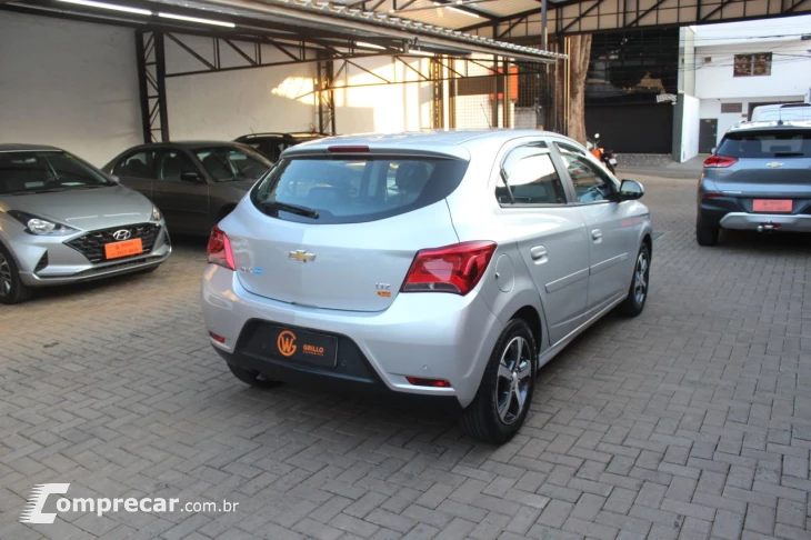 Onix Hatch 1.4 4P FLEX LTZ AUTOMÁTICO