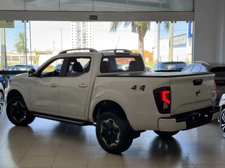 Frontier 2.3 16V PLATINUM CABINE DUPLA 4X4 BI-TURBO DIESEL A