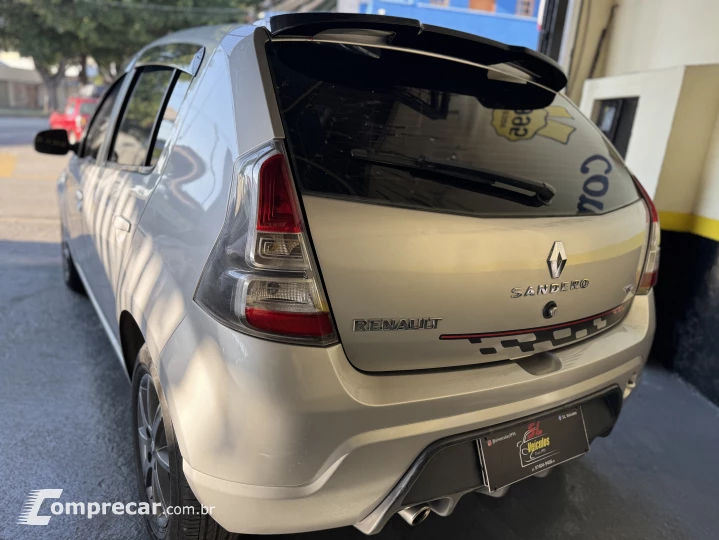 SANDERO 1.6 GT Line Limited