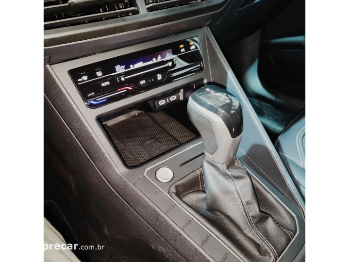 VIRTUS 1.4 250 TSI EXCLUSIVE AUTOMÁTICO