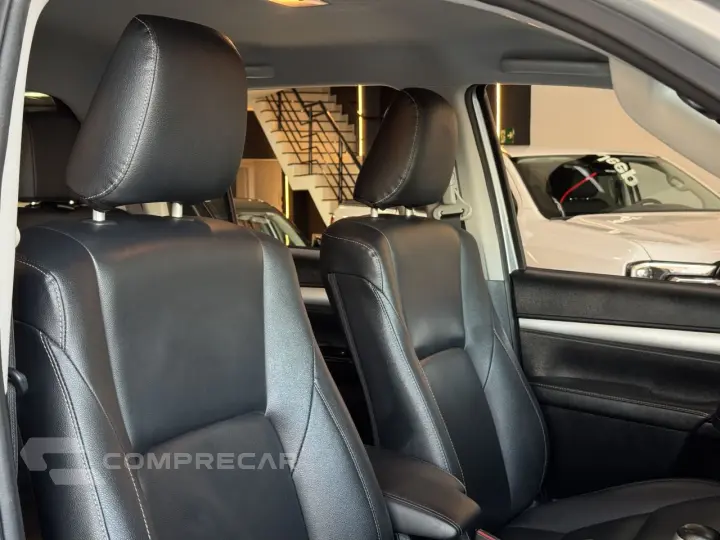 Hilux Caminhonete 2.8 16V SRV 4X4 DIESEL CABINE DUPLA AUTOMÁ