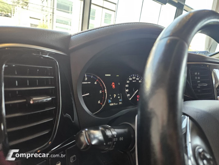 OUTLANDER 2.2 4X4 16V