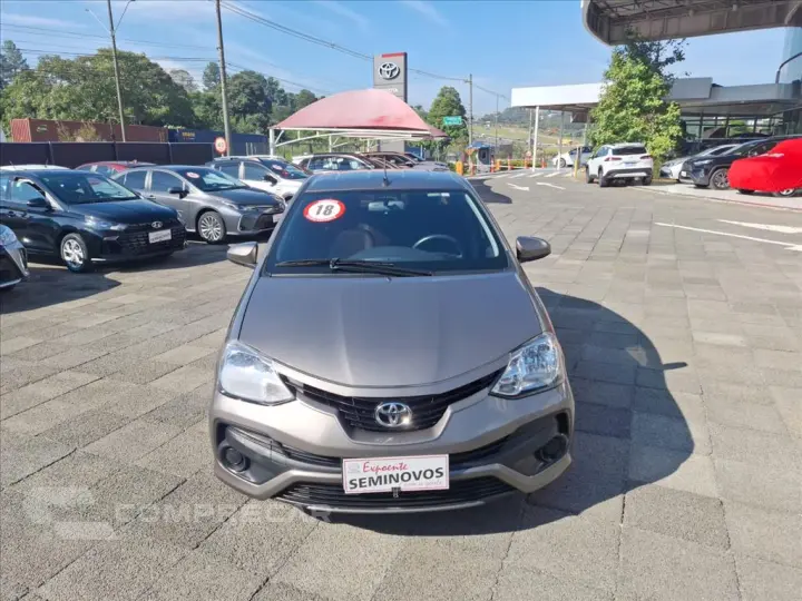 ETIOS 1.5 XS SEDAN 16V FLEX 4P AUTOMÁTICO