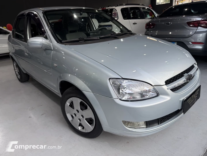 CLASSIC 1.0 MPFI LS 8V FLEX 4P MANUAL