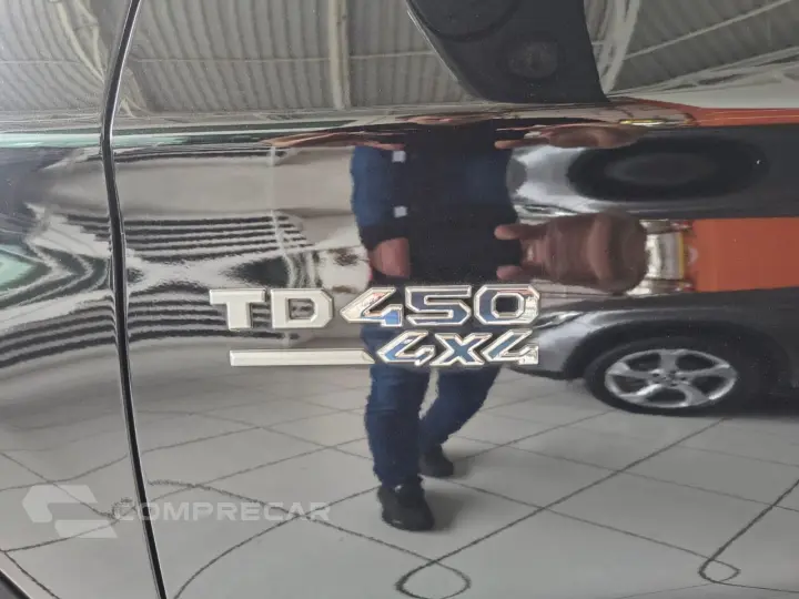 Toro 2.2 16V 4P 4WD RANCH TURBO DIESEL AUTOMÁTICO