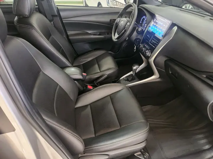 Yaris Hatch 1.3 16V 4P FLEX XL MULTIDRIVE AUTOMÁTICO CVT