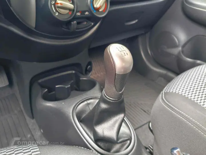 MARCH 1.6 SV 16V FLEX 4P MANUAL