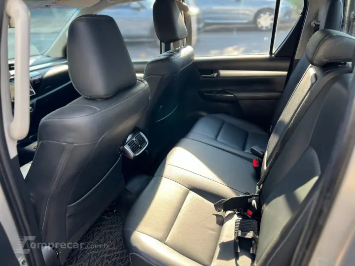 HILUX 2.8 D-4d Turbo CD SRX 4X4