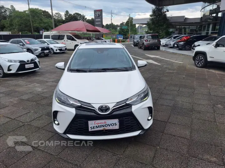 YARIS 1.5 16V FLEX SEDAN XLS CONNECT MULTIDRIVE