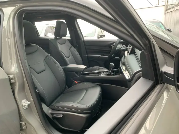 COMPASS S T270 1.3 TB 4x2 Flex Aut.