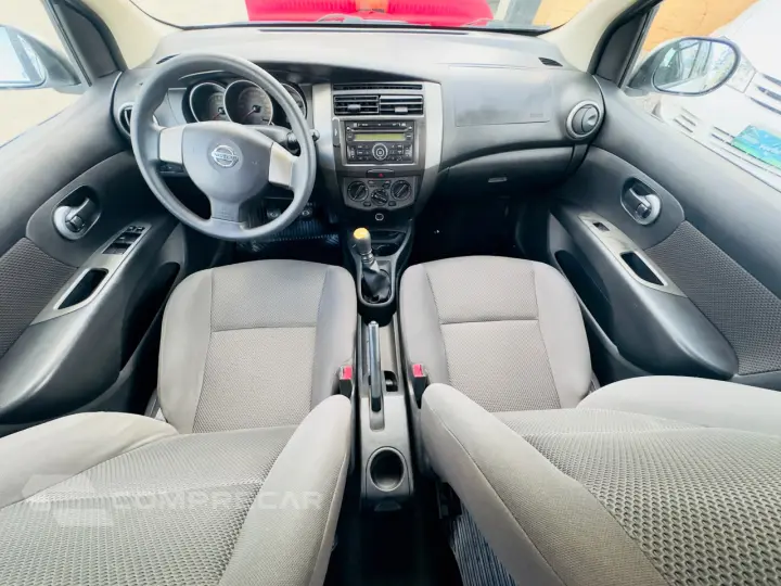 Grand Livina 1.8 16V 4P FLEX