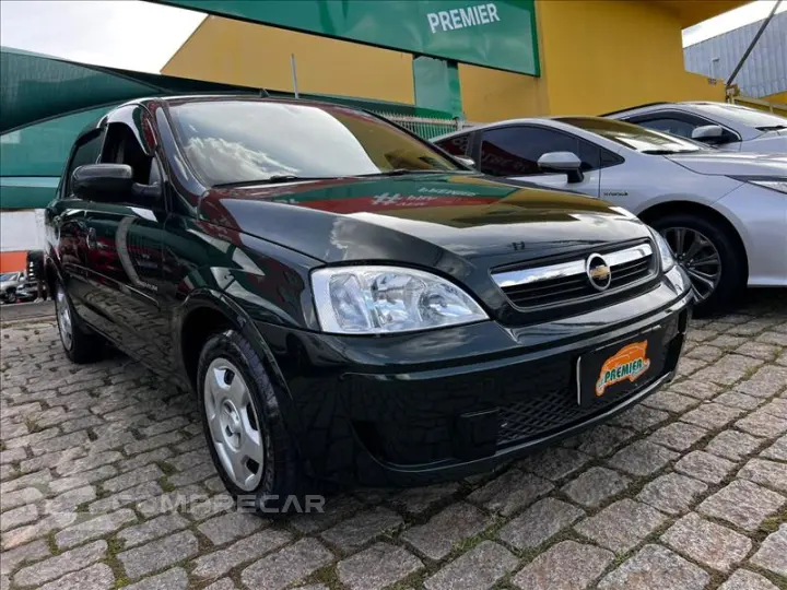 CORSA 1.4 MPFI Premium Sedan 8V