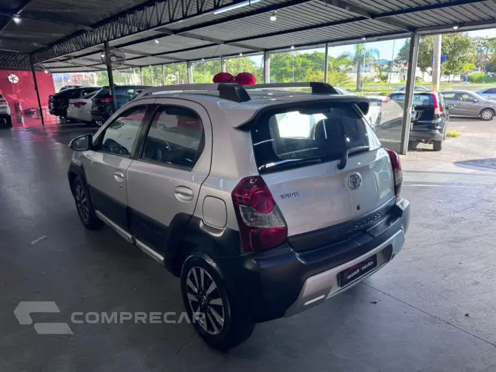 Etios Cross 1.5 16V 4P
