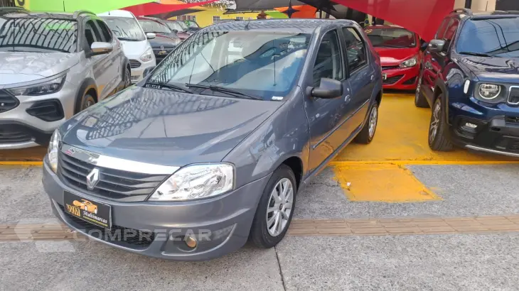 LOGAN 1.0 12V SCE Expression