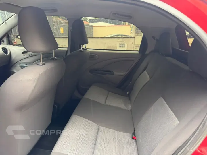 ETIOS XS  1.3 Flex 16V 5p Mec.