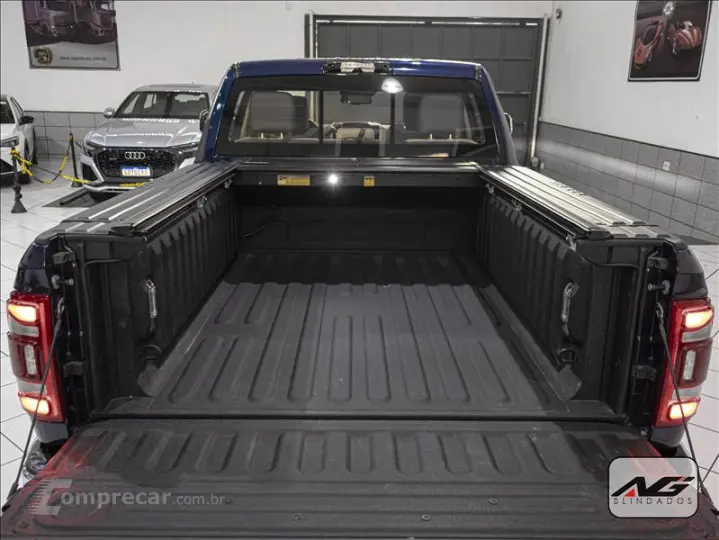 2500 6.7 I6 Turbo Laramie CD 4X4