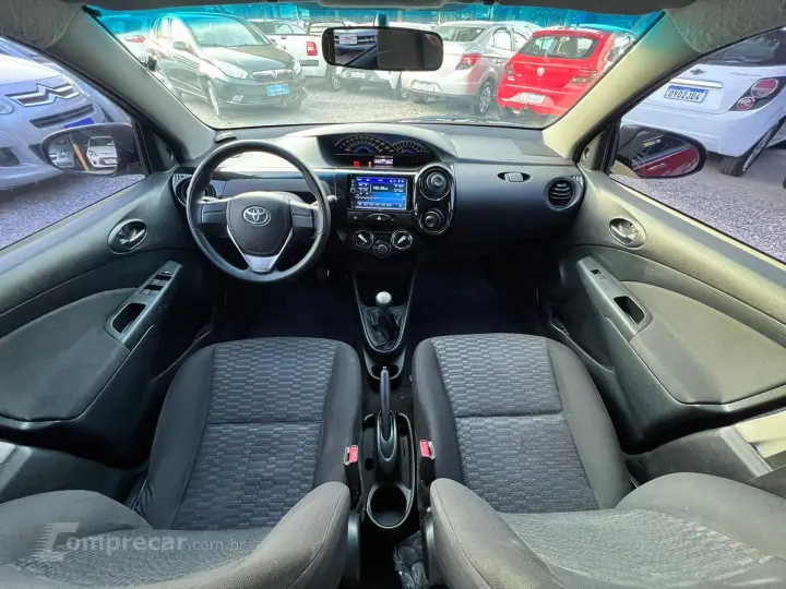 Etios 1.5 X Sedan 16V Flex 4P Manual