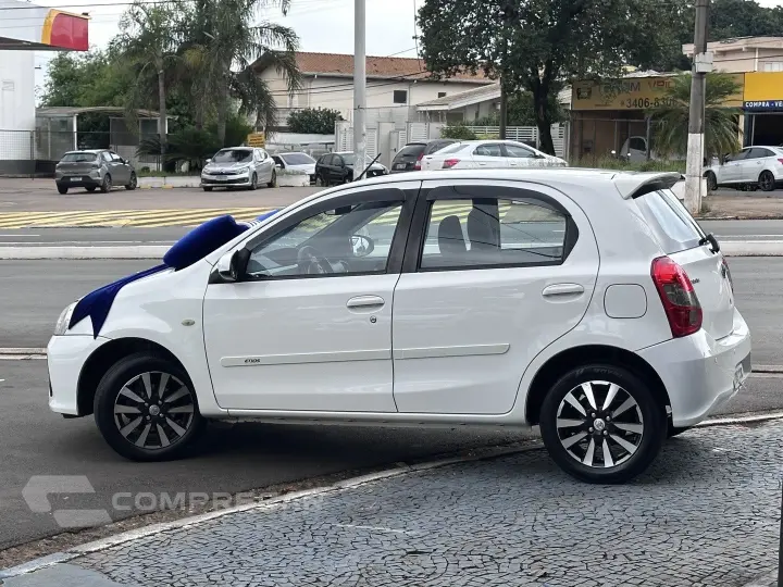 ETIOS 1.5 XS 16V FLEX 4P MANUAL