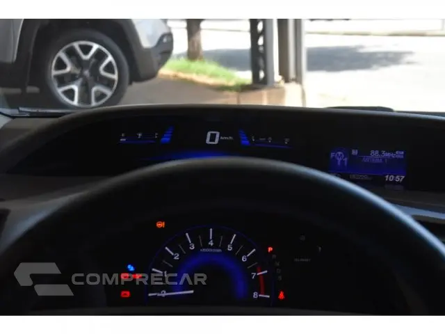 CIVIC - 1.8 EXS 16V 4P AUTOMÁTICO