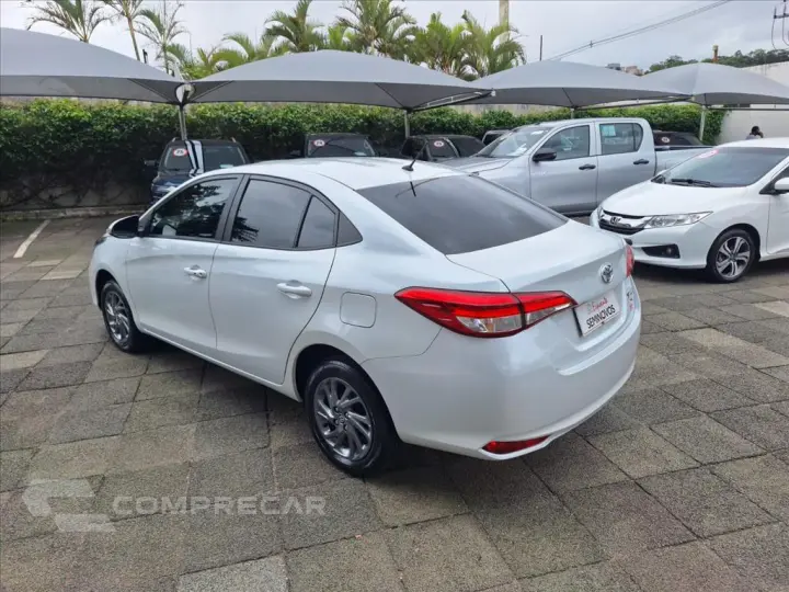 YARIS 1.5 16V FLEX SEDAN XS MULTIDRIVE