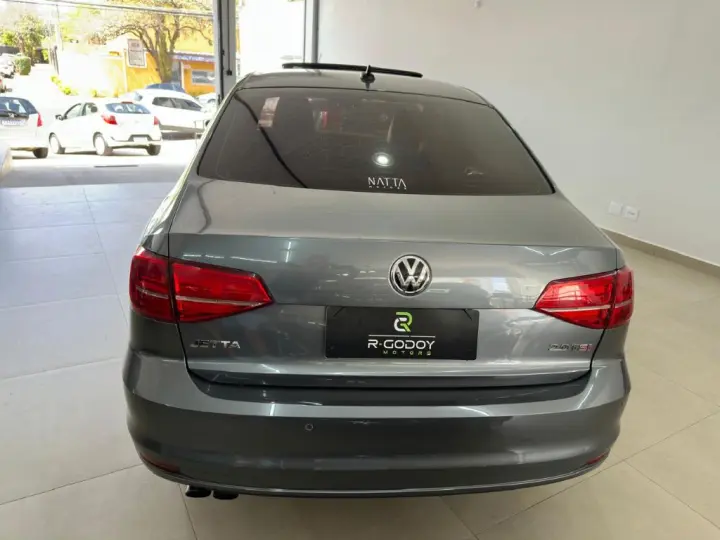 JETTA Highline 2.0 TSI 16V 4p Tiptronic