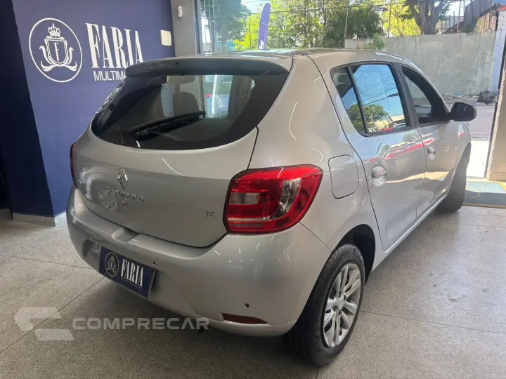 SANDERO Expression Hi-Power 1.6 8V 5p