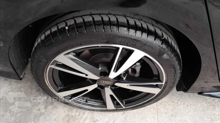 A3 2.0 40 TFSI MHEV SEDAN PERFORMANCE BLACK S-TRO