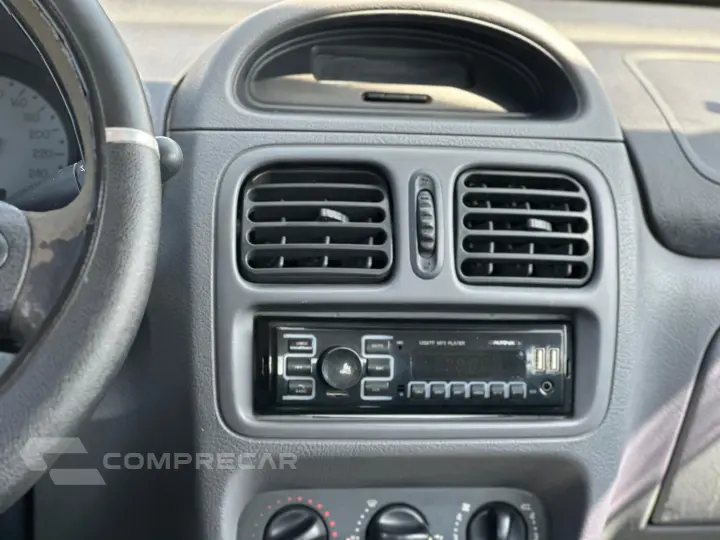 CLIO 1.6 RT Sedan 16V