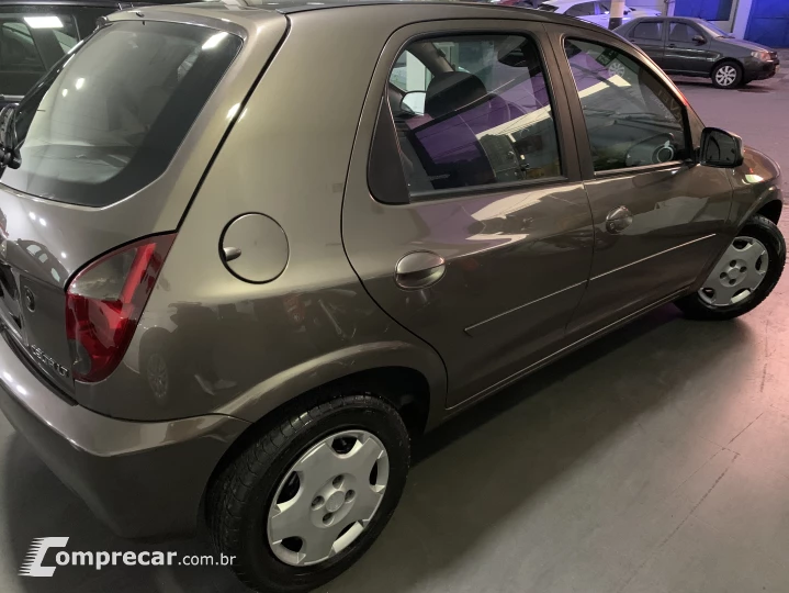 CELTA 1.0 MPFI LT 8V