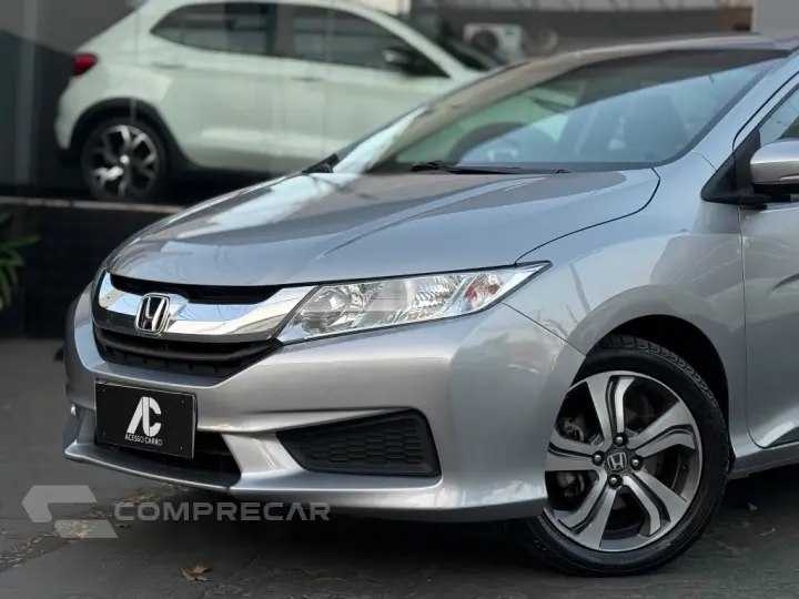 CITY Sedan LX 1.5 Flex 16V 4p Aut.