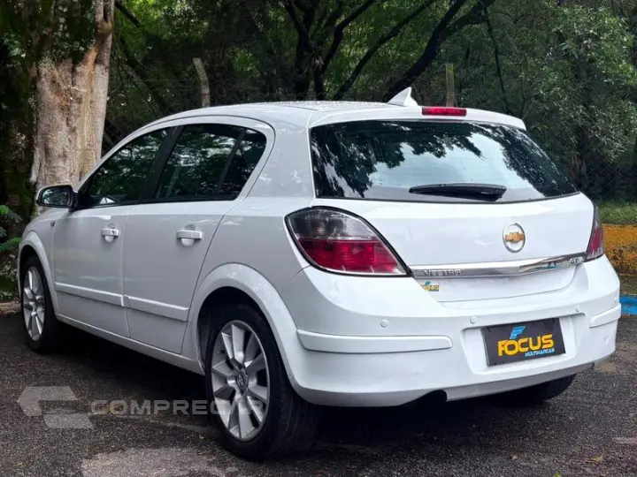 VECTRA HATCH 4P GT-X