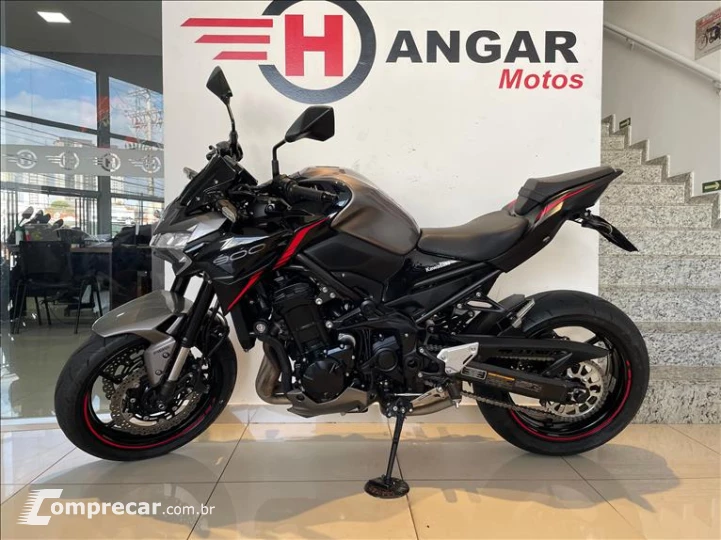 Z900