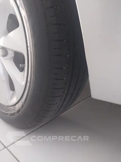 Onix sedan plus lt 1.0 turbo mecânico