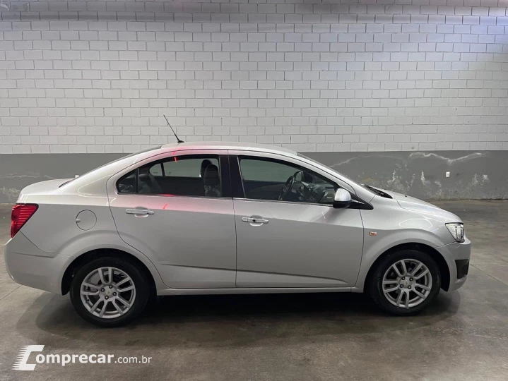 Sonic 1.6 Ltz Sedan 16V Flex 4P Automático